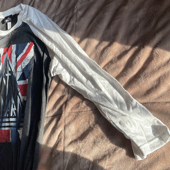 Def Leppard 3/4 sleeve graphic t-shirt - Picture 4 of 6